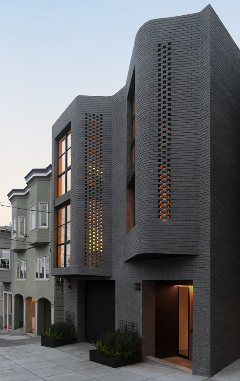 Dal (Moon) House